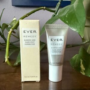 EVER Remedy Blemish Corrector